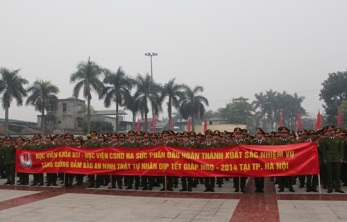 Học viên Học viện CSND tăng cường cho Công an Thành phố Hà Nội bảo vệ Tết Nguyên đán Giáp Ngọ - 2014